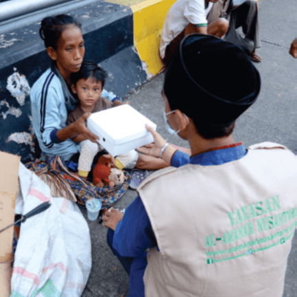 Makan Gratis Untuk Dhuafa