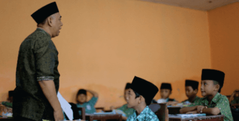 Pendidikan Formal Anak Yatim & Dhuafa